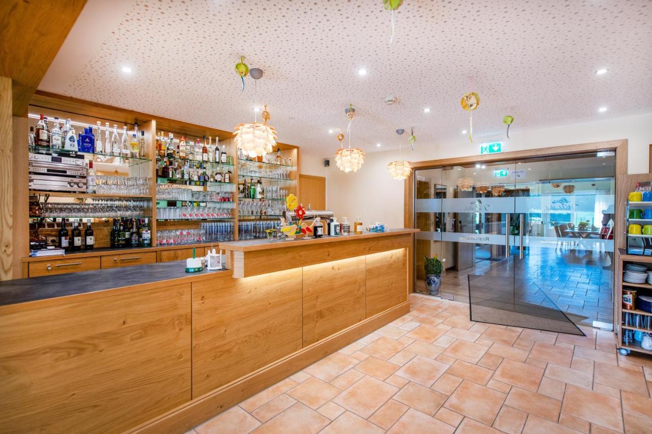 Waldesblick, Hotel-Restaurant Lahr  Ngoại thất bức ảnh