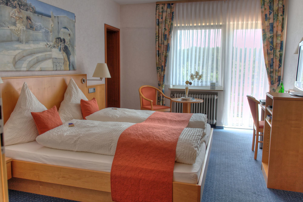 Waldesblick, Hotel-Restaurant Lahr  Ngoại thất bức ảnh