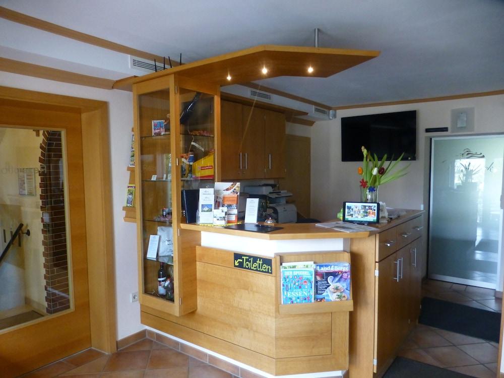 Waldesblick, Hotel-Restaurant Lahr  Ngoại thất bức ảnh